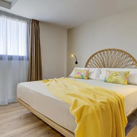 Jable Suites Apartamentos De Lujo En El Centro Corralejo Exterior photo