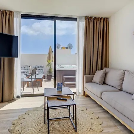 Jable Suites Apartamentos De Lujo En El Centro Corralejo Exterior photo