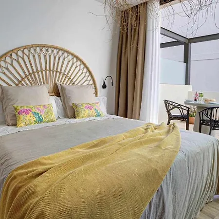 Jable Suites Apartamentos De Lujo En El Centro Corralejo Exterior photo